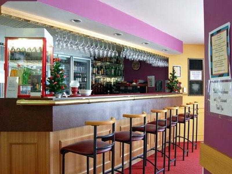 Centrepoint Motor Inn Рокхемптън Ресторант снимка